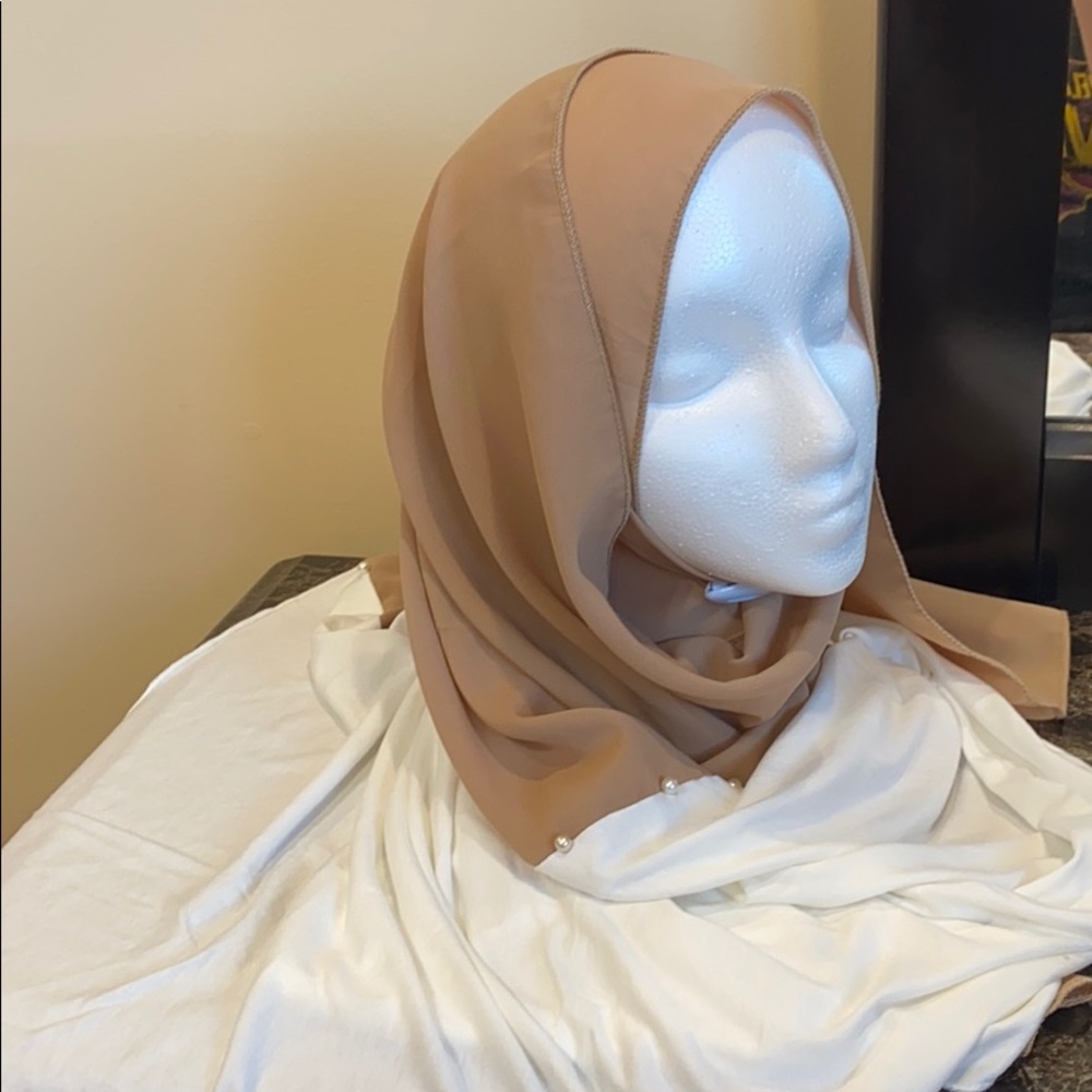 Women’s Pearled 2 color Hijab Scarf Shawl Cover up - Picture 4 of 15